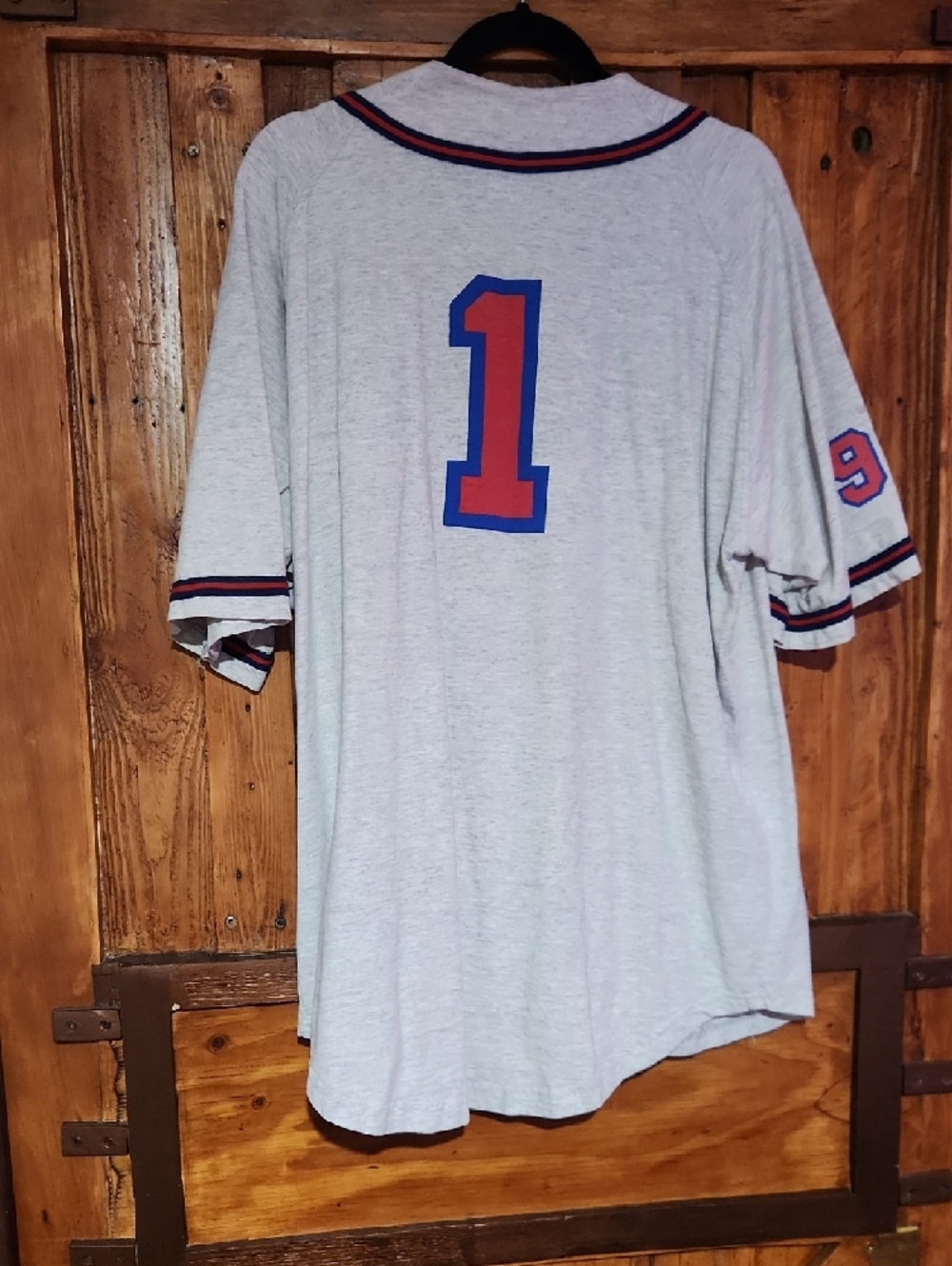 Mens Jersey Hard Rock Cafe Gray Jersey with Navy & Red Trim - Picture 3 of 3